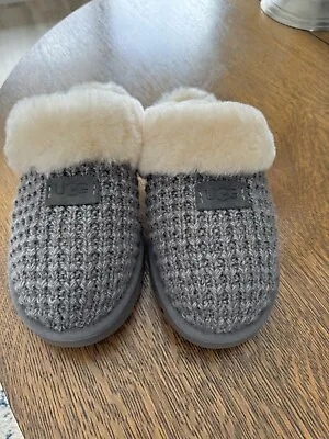 Ugg Cozy Knit Charcoal Grey Fur Cuff / Lined Slip On Slipper Shoe Size 10 Women • $99