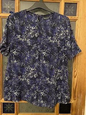 £4.99 • Buy 💕Ladies M&S Top Crepe Blouse Blue Snakeskin Print Size 16 #474💕