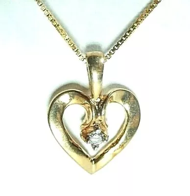 *VINTAGE*  10K Yellow Gold Diamond Solitaire Heart Pendant With 18  Chain • $129