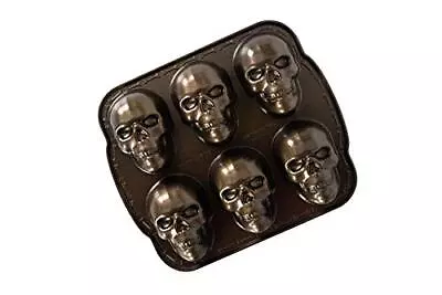 Haunted Skull Cakelet Pan • $33.51