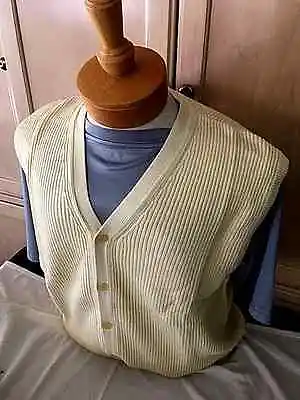 New NWT Pringle Faldo Mens Yellow Cardigan Sweater Vest L. $90 Value • $17