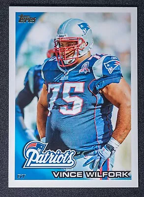 2010 Topps Football Card #214 Vince Wilfork - New England Patriots • $0.99