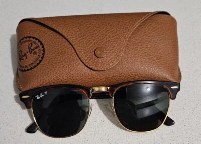 $15 • Buy Cracked Ray-Ban Clubmaster Classic 49-21 -Tortoise With Case