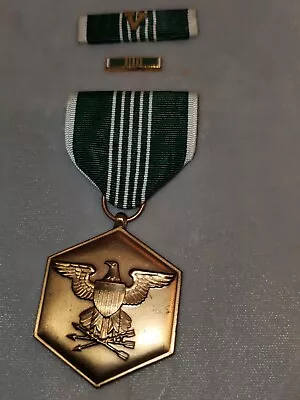 1960s US Army Vietnam Era Commendation Combat V Boxed Medal Set L@@K!!! • $19.97