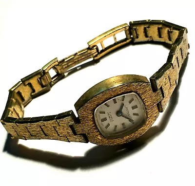 Vintage Swiss LATOR Mechanical Wind Up LADIES WATCH 17 Jewels Incabloc  • $42