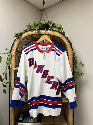 VINTAGE New York Rangers NHL CCM HOCKEY JERSEY Small • $55