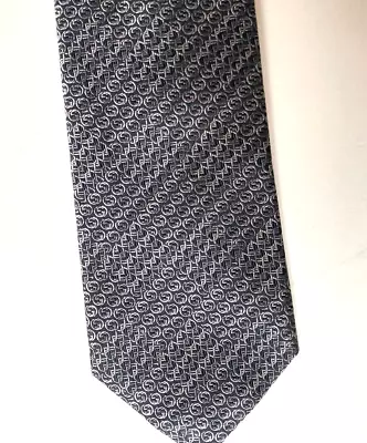 NWT GUCCI Men's Silk Tie Black Geometric Print Made In Italy • $122