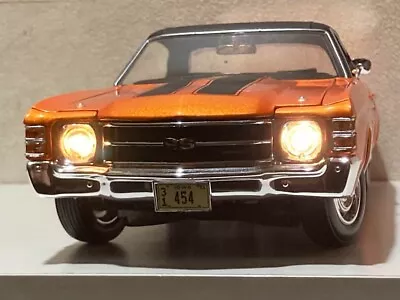 American Muscle Legend 1971 CHEVROLET CHEVELLE SS 454 Lighting Diecast Car 1:18 • $240