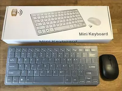 Wireless Mini Keyboard And Mouse For LG 55LW5700 LED 3D SMART TV (Black) • £15.99