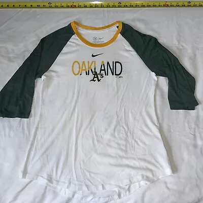 Oakland Athletics A's Nike T-Shirt Size Medium White 3/4 Sleeve • $16.99