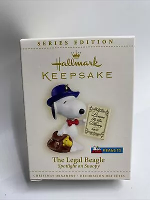 Hallmark Ornament Spotlight On Snoopy Peanuts The Legal Beagle #9 Series 2006 RN • $9.99