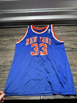 Vintage Champion NBA New York Knicks Patrick Ewing #33 Jersey Read Medium • $39.99