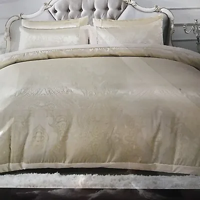 NEW Luxury Jacquard Duvet Quilt Cover With Pillow Case X2 Bedding Set King Size • £15