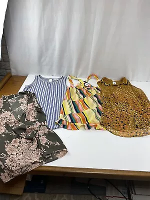 Cabi Women's LOT Of 4 Size Small Tops Blouses • $39.99