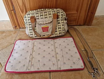 £39.99 • Buy Pink Lining 'yummy Mummy' Designer Changing Bag With Mat, Bottle Holders