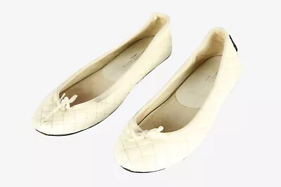 Russell & Bromley Quilted Ballet Flat Bump Shoe Leather Round Toe Size 38 • £45