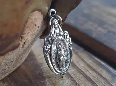 Antique Catholic Creed Sterling Silver Religious Holy Miraculous Medal Pendant • $45