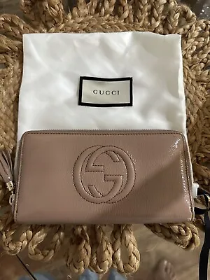 $450 • Buy Gucci Soho Pebbled Calfskin Zip Around Long Wallet 