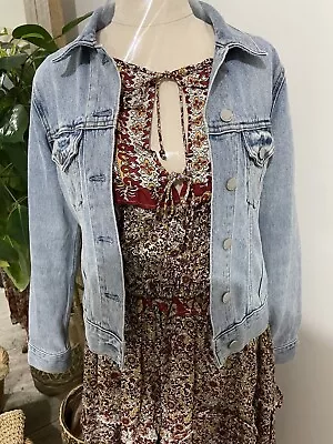 COUNTRY ROAD Women's Denim Jacket -(6-8) Light Denim Wash - Excellent Condition • $49