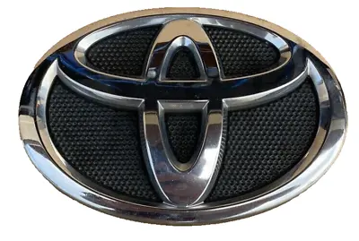Toyota Camry LE SE XLE 2006-2010 Front Grille Emblem • $26