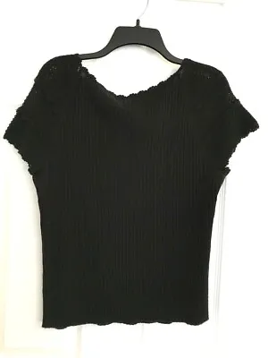 RQT Women's Short Sleeve Knit Top Size M  Black • $7.99