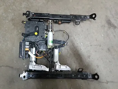 99 - 04 Volvo S60 S80 V70 XC70 Front Right Passenger Power Seat Track Assembly • $133.45