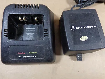 Motorola XTS5000 VHF XTS3000 UHF Radio Charger HT1000 MT2000 JT1000 NTN1171A • $24.44