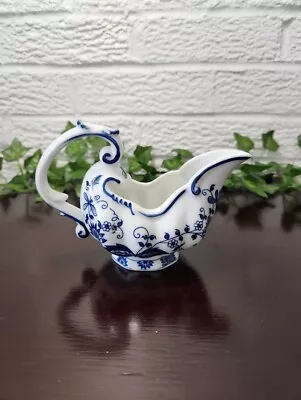 Vienna Woods Fine China Blue Onion Pattern Gravy Boat Or Trinket Catch-all 6  • $19.99