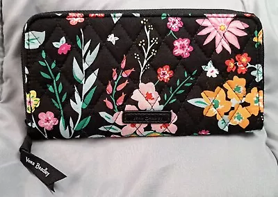 VERA BRADLEY Wallet Tangerine Twist Black Floral Accordion Style • $18.25