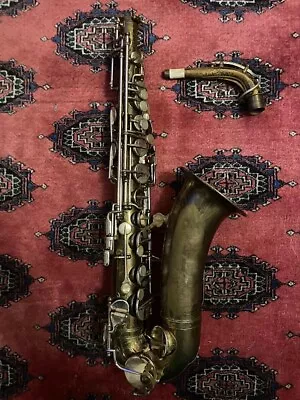 Martin Committee 2 (II) 1939 Lion And Crown Engraving Lacquer Saxophone • $1400