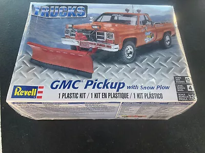 Revell 1:24 Scale GMC Pickup Truck With Snow Plow Model Kit 85-7222 • $25