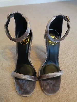 £8 • Buy Shoes MissGuided Size 3 Grey Crushed Velvet Stiletto Heel Ankle Strap Open Toe