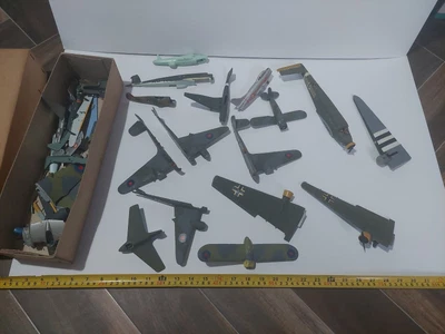 £9.99 • Buy Collection Of Vintage Job Lot Aircraft Model Kits Built Spares Repairs .. Box 1
