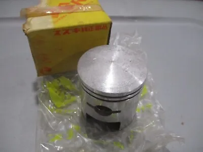 NOS Suzuki OEM Piston 0.50 1968 T305 1969 TC305 12110-18700 • $25.95