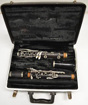 USED BUNDY WOOD Bb CLARINET USA MODEL INCLUDES CASE • $60