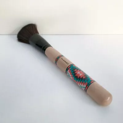 £19.46 • Buy 1x MAC  Vibe Tribe Collection  Powder / Blush Brush, Full Size, Brand New! 