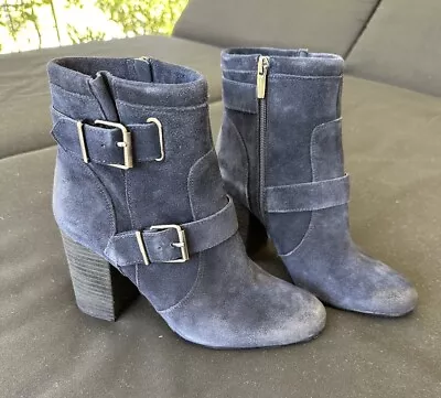 Vince Camuto Leather Ankle Boot Blue Moto Buckle Straps Block Heel Simlee Sz 9 • $29.99