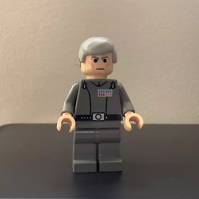 LEGO STAR WARS Grand Moff Wilhuff Tarkin Minifigure (SW0157) Lot #1 • $25