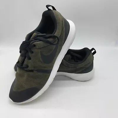 Nike Roshe One Premium Sneakers Mens Sz 11.5US Shoes KhakiBlack/Cargo - FREE POS • $59.90