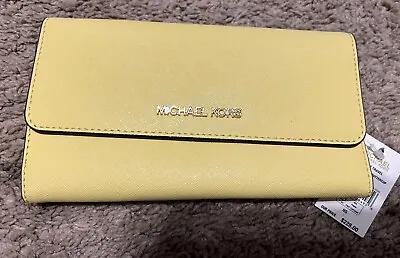 New Michael Kors Jet Set Travel Large Trifold Wallet Leather Buttercup • $75