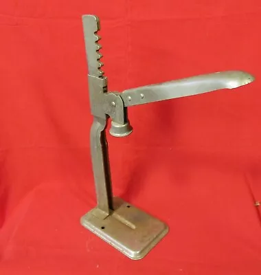 Vintage Climax Metal Bottle Capper • $17.99