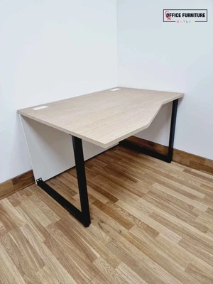 £150 • Buy *DELIVERY AVAILABLE* Brand New Wave Desk 120cm X 100cm/80cm