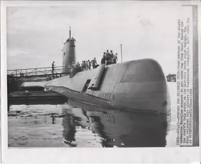 1958 Press Photo U.S. Navy Atomic Sub Nautilus Prepares For Historic Polar Trip • $19.99