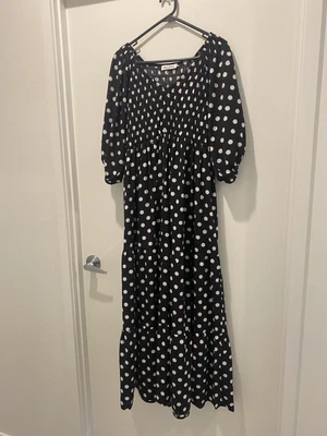 $25 • Buy Atmos And Here Maternity Dress Size 16