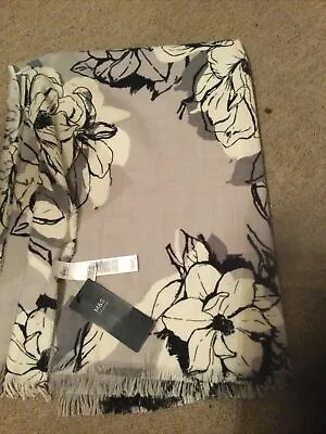 Marks And Spencers Scarf Large New & Tag Grey And White Flower BARGAIN FREE POST • £14.99