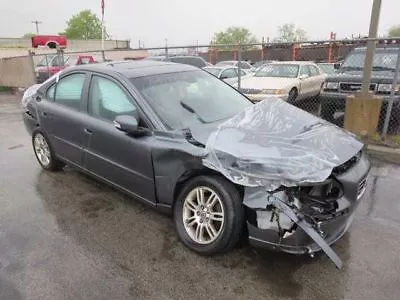 Exhaust Manifold Turbo Sedan Fits 03-09 VOLVO 60 SERIES 204808 • $65