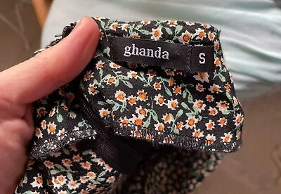 Ghanda Women’s Skirt Black Green & White Floral Skirt Size S Excellent Condition • $10