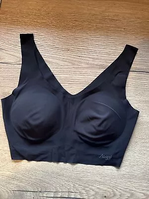 S (10) Sloggi Bralette ZERO Feel Racerback Top Padded Non Wired Bras Black • £19.99