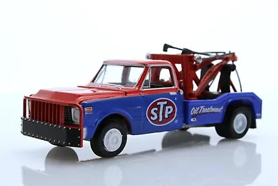1971 Chevy C-30 STP Wrecker Tow Truck Dually 1:64 Diecast Model Red & Blue • $13.95