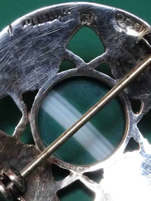 £55 • Buy Vintage Scottish Silver Brooch, John Hart Iona Agate JH Edinburgh Hallmark